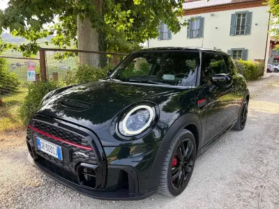 Usata Mini John Cooper Works 231 CV (169 kW) 2023 Verde Utilitaria