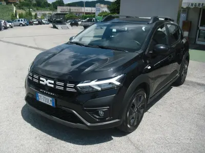 Usata Dacia Sandero Stepway 101 CV (74 kW) 2024 Nero Berlina