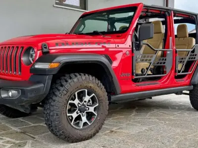 Usata Jeep Wrangler Rubicon 200 CV (147 kW) 2018 Rosso SUV