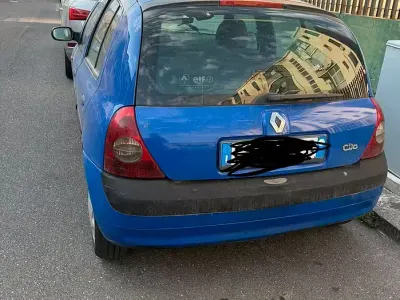 Usata Renault Clio II 2004 Blu Berlina