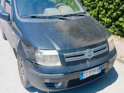 Usata Fiat Panda Emotion 69 CV (50 kW) 2004 Nero Utilitaria