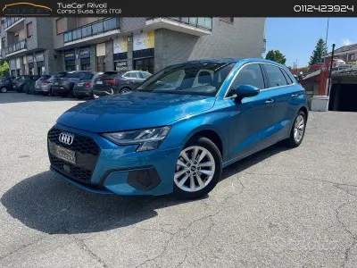 Usata Audi A3 Business 150 CV (110 kW) 2022 Blu/azzurro Berlina