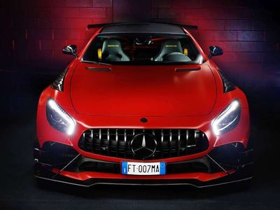 Mercedes AMG GT R
