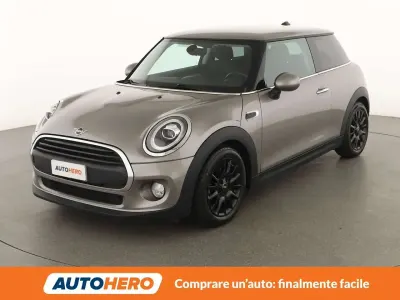 Usata Mini ONE 102 CV (75 kW) 2019 Grigio Utilitaria
