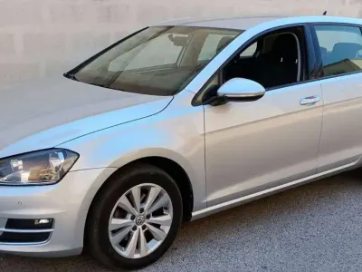 Usata VW Golf VII Comfortline 110 CV (80 kW) 2016 Argento Berlina