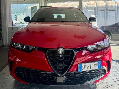 Usata Alfa Romeo Tonale Sprint 131 CV (96 kW) 2023 Rosso SUV