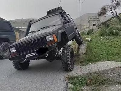 Occasion Jeep Cherokee 80 ch (58 kW) 1990 SUV