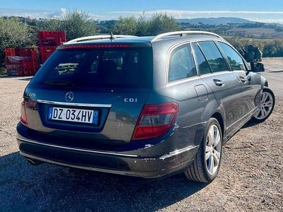 Usata Mercedes C220 170 CV (125 kW) 2009 Grigio Station wagon