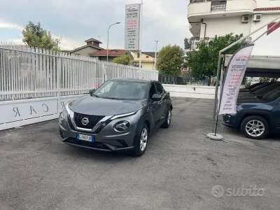 Usata Nissan Juke N-Connecta 114 CV (83 kW) 2022 Grigio SUV