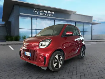 Usata Smart ForTwo Electric Drive Passion 41 kW (56 CV) 2021 Bodypanels in carmine red (metallic) Coupé
