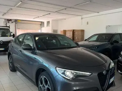 Usata Alfa Romeo Stelvio Sprint 190 CV (139 kW) 2021 Grigio SUV