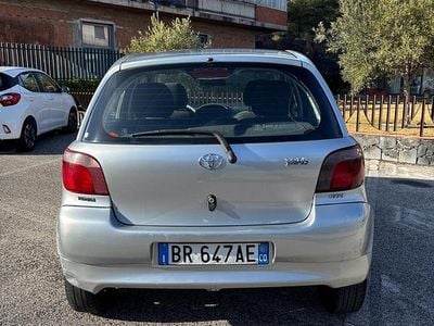 Usata Toyota Yaris 68 CV (50 kW) 2001