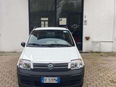 Usata Fiat Panda 69 CV (50 kW) 2006 Bianco Utilitaria