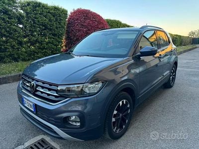 Usata VW T-Cross 95 CV (69 kW) 2022 Grigio SUV