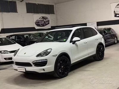 Usata Porsche Cayenne 244 CV (179 kW) 2012 Bianco SUV