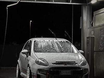 Usata Abarth Punto Evo 165 CV (121 kW) 2010 Utilitaria