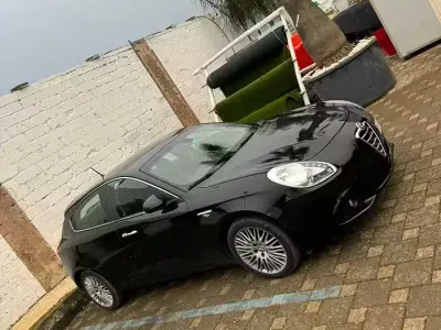 Usata Alfa Romeo Giulietta 105 CV (77 kW) 2013 Utilitaria