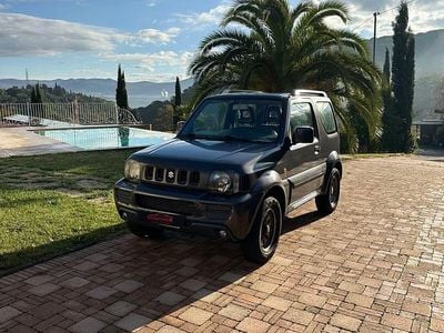 Usata Suzuki Jimny 86 CV (63 kW) 2012 Grigio SUV