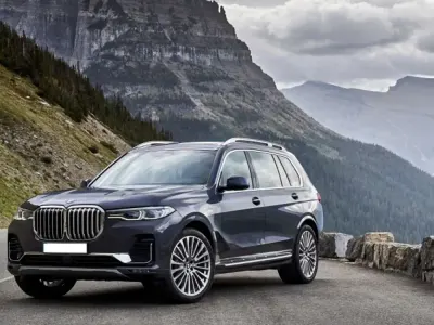 Usata BMW X7 Efficient Dynamics 352 CV (258 kW) 2024 Argento SUV