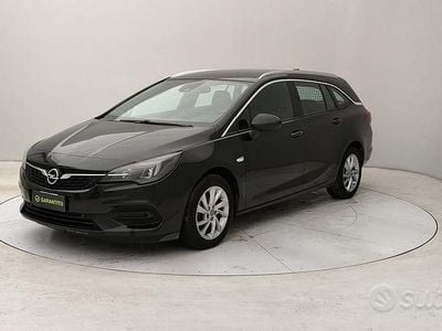 Usata Opel Astra Business Elegance 122 CV (89 kW) 2021 Nero Station wagon