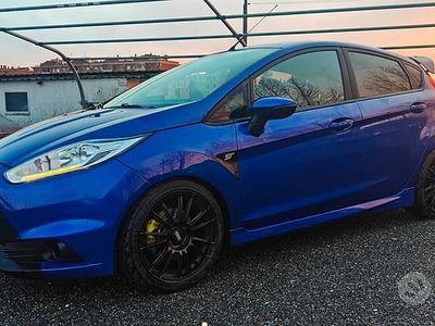 Usata Ford Fiesta ST 182 CV (133 kW) 2017 Blu Utilitaria