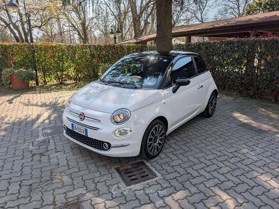 Usata Fiat 500 Dolcevita 69 CV (50 kW) 2023 Bianco gelato/nero vesuvio Utilitaria