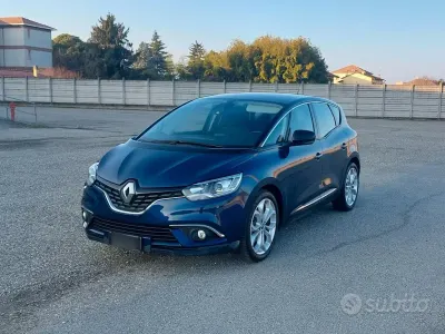 Usata Renault Scénic IV 110 CV (80 kW) 2018 Bluazzurro Monovolume