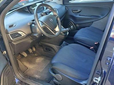 Usata Lancia Ypsilon 69 CV (50 kW) 2020 Blu/azzurro Utilitaria