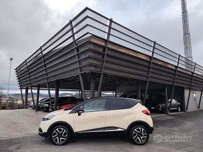Usata Renault Captur 90 CV (66 kW) 2015 Bianco SUV