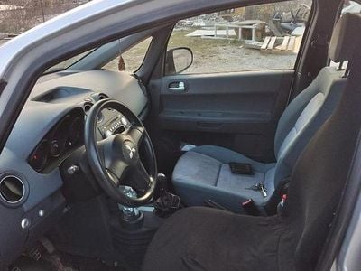 Usata Mitsubishi Colt Invite 95 CV (69 kW) 2006 Grigio Utilitaria