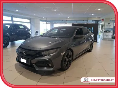 Begagnad Honda Civic Executive 126 HK (92 kW) 2020 Grå Sedan
