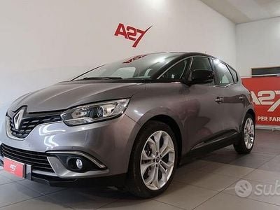 Usata Renault Scénic IV 120 CV (88 kW) 2019 Grigio scuro Monovolume