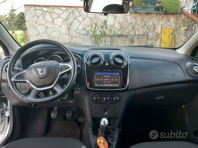 Grigio Usata 2018 Dacia Sandero Stepway Utilitaria | 9000 €