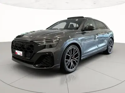Usata Audi SQ8 Advanced 507 CV (372 kW) 2025 Grigio daytona perlato SUV