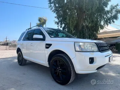 Usata Land Rover Freelander 2 190 CV (139 kW) 2011 Bianco SUV
