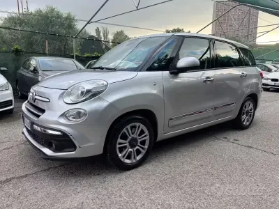 Usado Fiat 500L Lounge 120 CV (88 kW) 2017 Gris Monovolumen