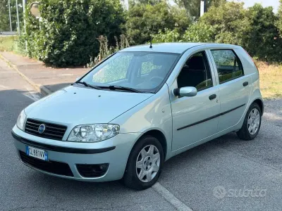 Usata Fiat Punto 75 CV (55 kW) 2005 Nero Utilitaria