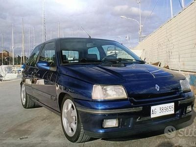 Usata Renault Clio 137 CV (100 kW) 1993 Blu Berlina