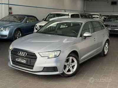 Usata Audi A3 150 CV (110 kW) 2019 Grigio Berlina