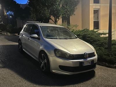 Usata VW Golf VI R-line 105 CV (77 kW) 2011 Grigio Utilitaria