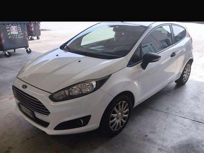Bianco Usata 2013 Ford Fiesta Business Edition Berlina | 3500 € (Buon prezzo)