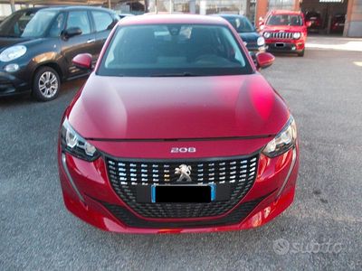 Begagnad Peugeot 208 Active 75 HK (55 kW) 2021 Röd Halvkombi