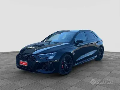 Usata Audi RS3 Design 400 CV (294 kW) 2024 Nero Berlina