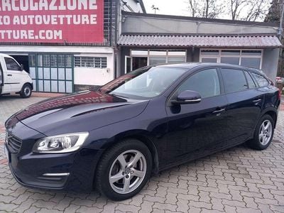 Usata Volvo V60 Summum 120 CV (88 kW) 2015 Azzurro Station wagon