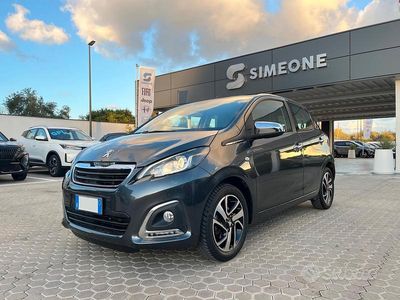 Usata Peugeot 108 Allure 69 CV (50 kW) 2017 Grigio Utilitaria