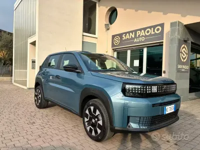 Nouvelle Fiat Grande Panda Icon 101 ch (74 kW) 2026 Citadine