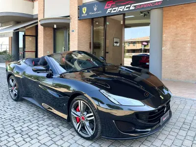 Usata Ferrari Portofino 600 CV (441 kW) 2020 Nero Cabrio