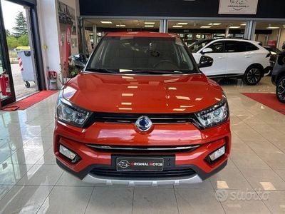 Usata SsangYong Tivoli 116 CV (85 kW) 2018 Arancione metallizzato SUV