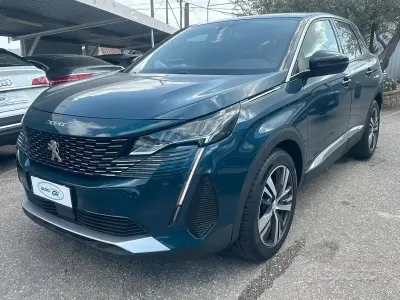 Usata Peugeot 3008 Allure 131 CV (96 kW) 2022 Blu SUV