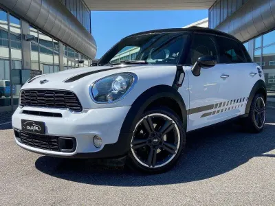 Usata Mini Cooper SD Countryman 143 CV (105 kW) 2012 Bianco SUV